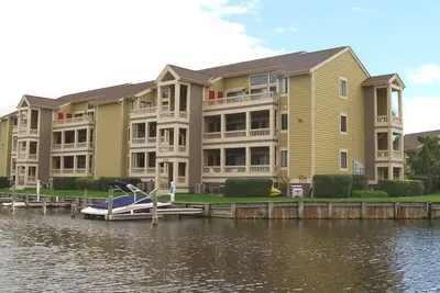 Image de Seascape-Heron Harbour 200-9-Baywater 120e St, Piscine, W / D, Ac