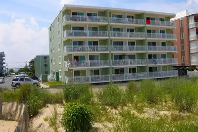 Image de Worcester House 302-Oceanfront 51ème St, Elev, W / D, Ac