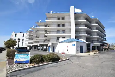 Image de Bay Princesse 211-Baywater 81e St, Piscine, Elev, W / D, Ac