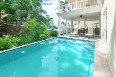 Image de Sur la plage avec piscine privée dans la communauté tranquille de Lawson Rock