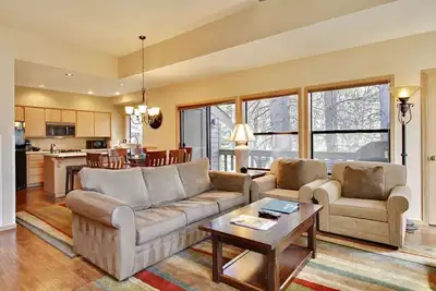 Image de The Ridge at Sunriver - Condo # 32 - Accès à la piscine saisonnière et au tennis sur place, au bain à remous toute l'année et à 4 vélos