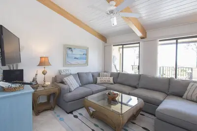 Image de Hilton Head Beach Villa 3 - Récemment mis à jour avec une vue magnifique sur l'océan!