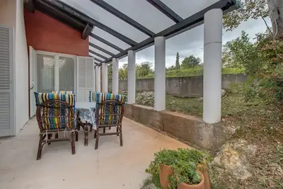 Image de Appartement de deux chambres avec la terrasse Nerezine, Losinj (A-2516-b)