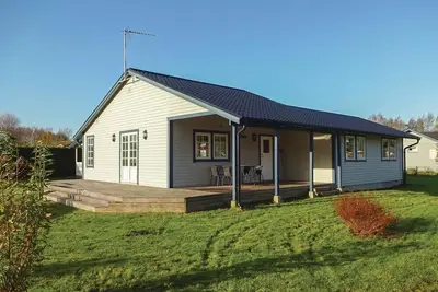 Image de Belle maison à Beddingestrand avec WiFi
