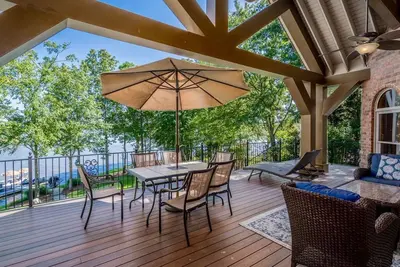 Image de Pointe Lot, Salle de jeux, Théâtre, Près du Ritz, Max Dock, Pontoon, Fire Pit