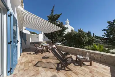 Maison à cotê de la mer