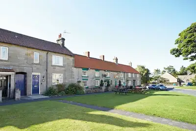Image de Disponible pour de courtes pauses de moins de £ 400, Heather Cottage est une belle maison de vacances.