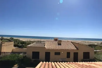 Image de Maison T2 face mer avec parking privé, 4 couchages