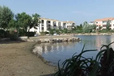 Image de Charmante Villa T2 avec Terrasse, Clim en Option, Parking Privé, Proche Plage et Commerces