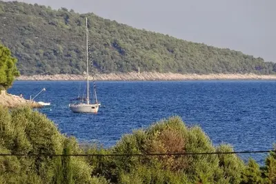 Appartement de deux chambres prés de la plage Prizba, Korcula (A-14385-c)