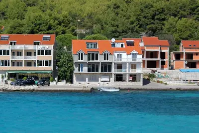 Garçonnière prés de la plage Prizba, Korcula (As-14385-a)