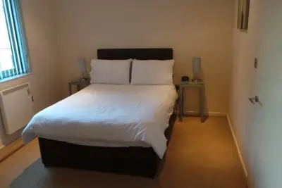 Image de City Crash Pad - West Street Apartments