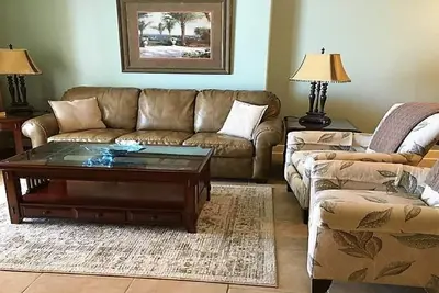 Image de Condo de luxe conçu. Détendez-vous et détendez-vous! ! ! Fin Unit! ! !