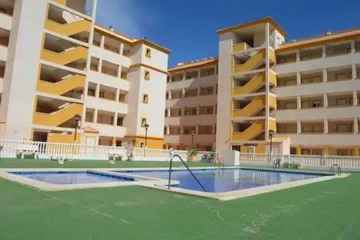 Image de Penthouse avec vue sur la mer depuis la terrasse, balcon, piscine commune