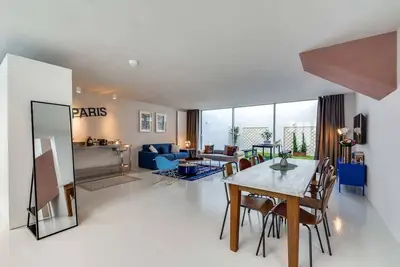 Image de Sweett | Brune Ii - Quatre Chambres Appartement, Couchages 10