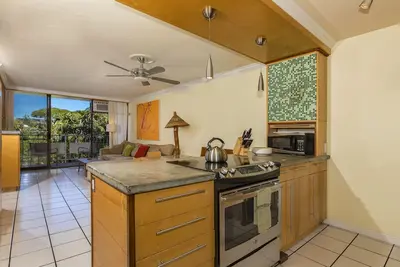 Image de Nouvelle liste! Condo mis à jour, emplacement exceptionnel à S Kihei et tarifs exceptionnels Ps-A211