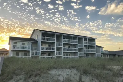Image de Une vue majestueuse, proche du Carolina Beach Boardwalk. Récemment rénové