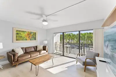 Image de À côté de la jetée de Cocoa Beach - Pour toute la famille et directement sur l'océan