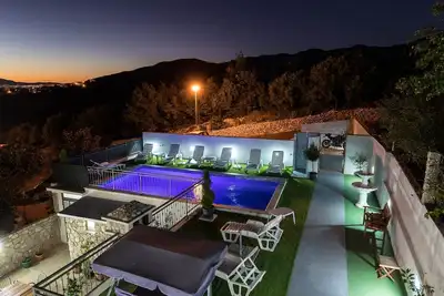 Image de Appartement d'une chambre avec la terrasse et la vue sur le mer Crikvenica (A-12116-a)