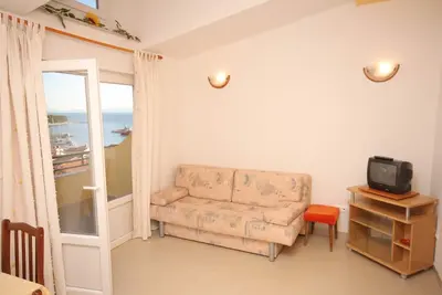 Image de Appartement d'une chambre avec la terrasse et la vue sur le mer Baska Voda, Makarska (A-2709-c)