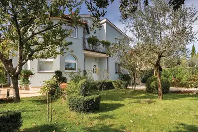Image de Superbe appartement à Fazana avec WiFi