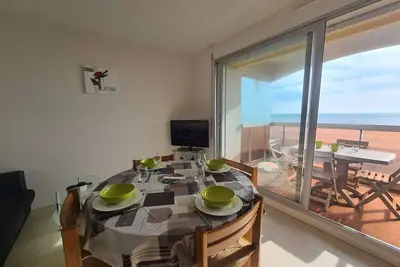 Image de Appartement Face Mer, 3 Pièces, 4 Couchages avec Balcon, Parking Privé, 2 Étoiles - Saint-Jean-de-Monts