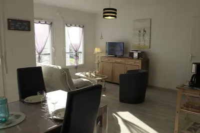 Image de Agréable T2 à 1, 5km du centre, proche plage, balcon, parking privé, ascenseur, 4 couchages