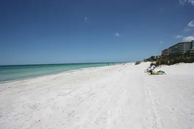 Image de Front de mer Indian Shores 2 Br, 2ba Superbe décor-5 Pipers Nest
