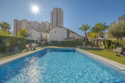Image de Maison de ville moderne sur la plage de Levante (WiFi, télévision, climatisation, piscines)