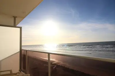 Image de Neptune G5 : Joli logement face mer pour 4 personnes, au 5ème étage avec balcon