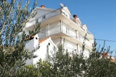 deuxième Appartement 3 pièces en étage avec balcon et vue mer panoramique