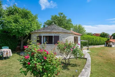 Image de Belle maison avec 1 chambre à Zminj