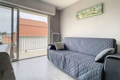 Image de Studio rénové avec balcon, parking privé, proche centre-ville et plage - 2 pers