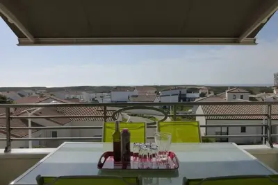 Image de Appartement 2 pièces avec balcon, parking et proche plage à Saint-Gilles-Croix-de-Vie