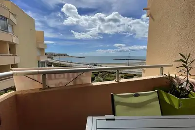 Image de Confortable T2 à Sète avec vue mer, parking et WiFi