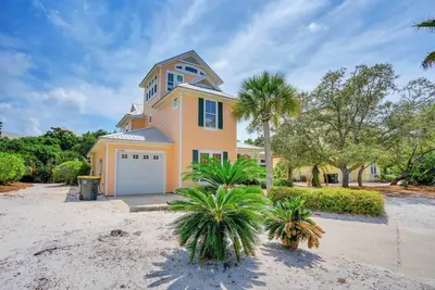 Image de Hale Loa ~ El��gante maison de plage 4br / 3ba à quelques minutes du golfe!
