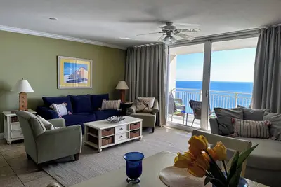 Image de Superbe Oceanfront Sleeps 6 ~ 1br, 2ba, Bunks ~ Réservez maintenant pour le printemps et l'été
