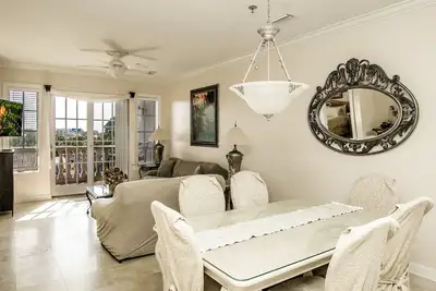 Image de Le village de South Walton / Seacrest Beach 3br / 2 Piscine / Spa chaud / À côté de Romarin