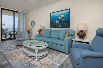 Image de Phoenix 8 ~ Condo une chambre Ă coucher sur la plage ~ Vues spectaculaires!