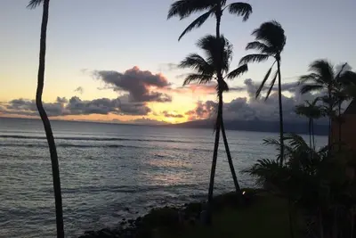 Image de Condo lune de miel isolé Oceanfront étapes de la plage