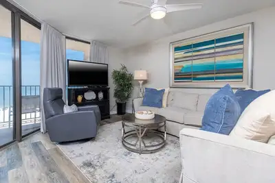 Image de Phoenix East Ii ~ Trois chambres - Condo 2065