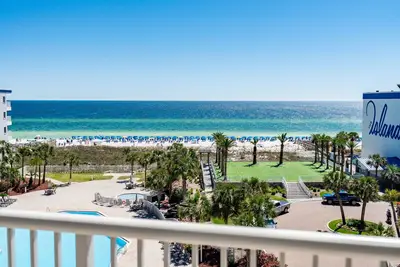 Image de Printemps Ouvert! Vue Imprenable Sur L'Ocean - Service De Plage Gratuit - Plancher SUPÉRIEUR - RIVIÈRE Lazy