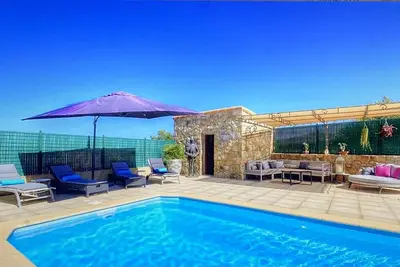 Image de Très belle villa entière mitoyenne de 115 m2 cosy et calme