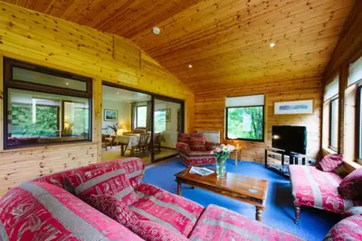 Image de The Buzzard - Deux Chambres Chalet, Couchages 4