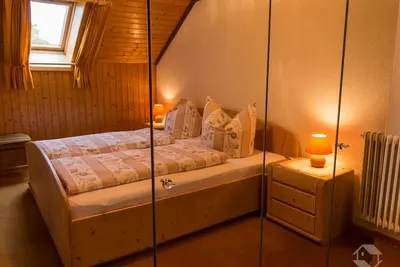 Image de Nr-Fewo im Dg mit 60qm, 2 Schlafzimmer, fĂĽr maximal 6 Personen