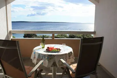 Image de Appartement d'une chambre prés de la plage Mandre, Pag (A-8655-c)