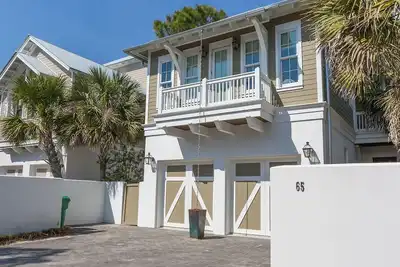 Image de Dormir jusqu'à 20 - 2 maisons côte à côte - Gated communauté w / piscine communautaire!