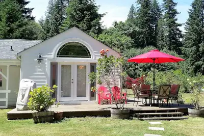Image de Belle maison de bain deux chambres sur la rivière Siuslaw