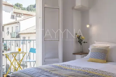 Image de Brigitte - Classiquement chic avec balcon des deux côtés