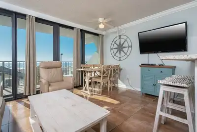 Image de Island Winds East ~ 1 Chambre ~ Beach Devant! * Nuits Gratuites!